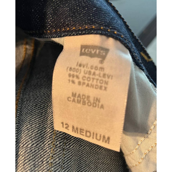 Levi's Low Boot Cut 545 Jeans - Picture 5 of 6